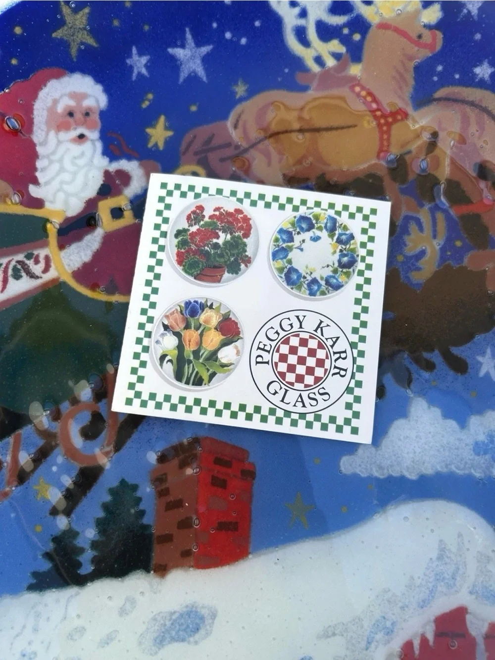 Peggy Karr Xmas Santa Sleigh 16”Round Fused Art Platter. Signed 1999 NWT